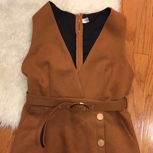 Dress with belt. S - Picture 3 of 8